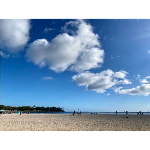 Meet your Posher - Picture 13 of 13